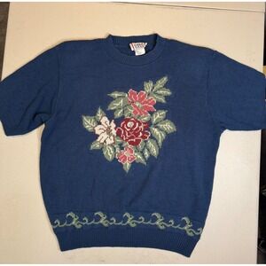 Vintage 90's Cricket Lane Floral Embroidered Short Sleeve‎ Knit Sweater Medium